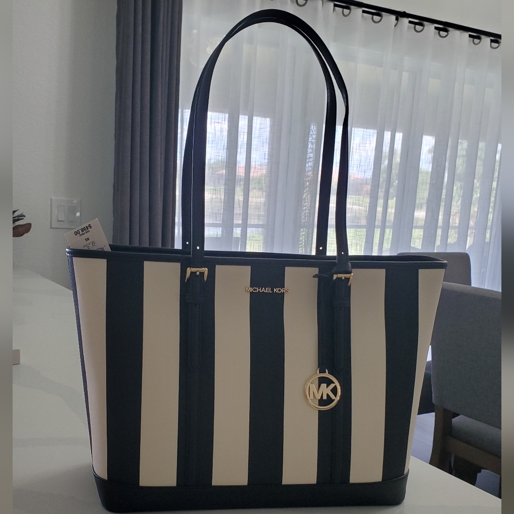 New Michael kors  travel bag